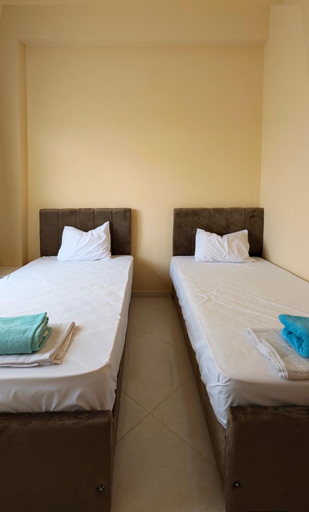 Karima House Hotel Luxor Bagian luar foto