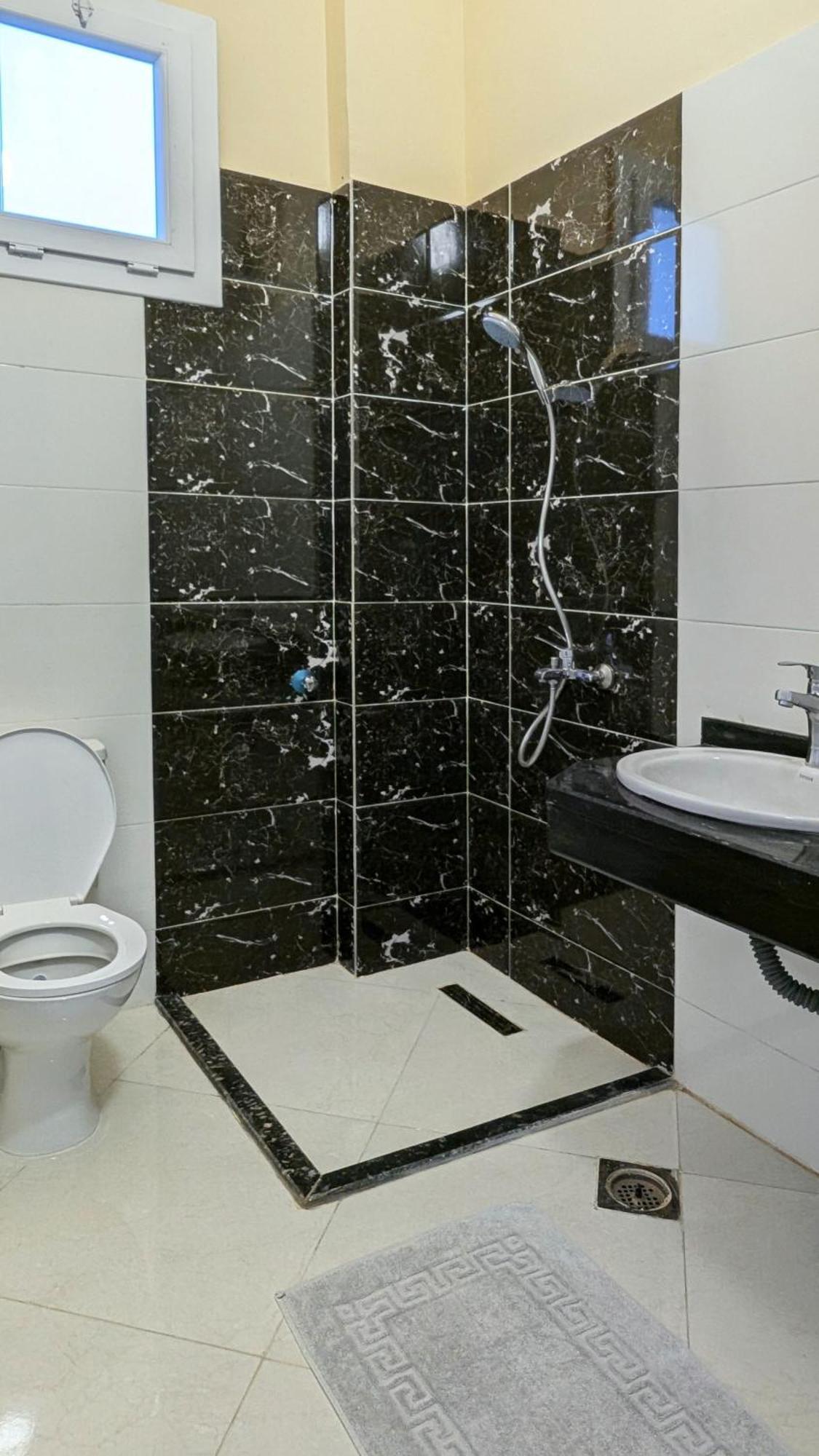 Karima House Hotel Luxor Bagian luar foto